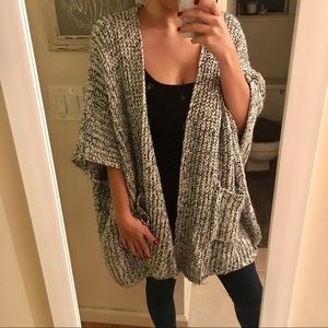 Short sleeved sweater cardigan